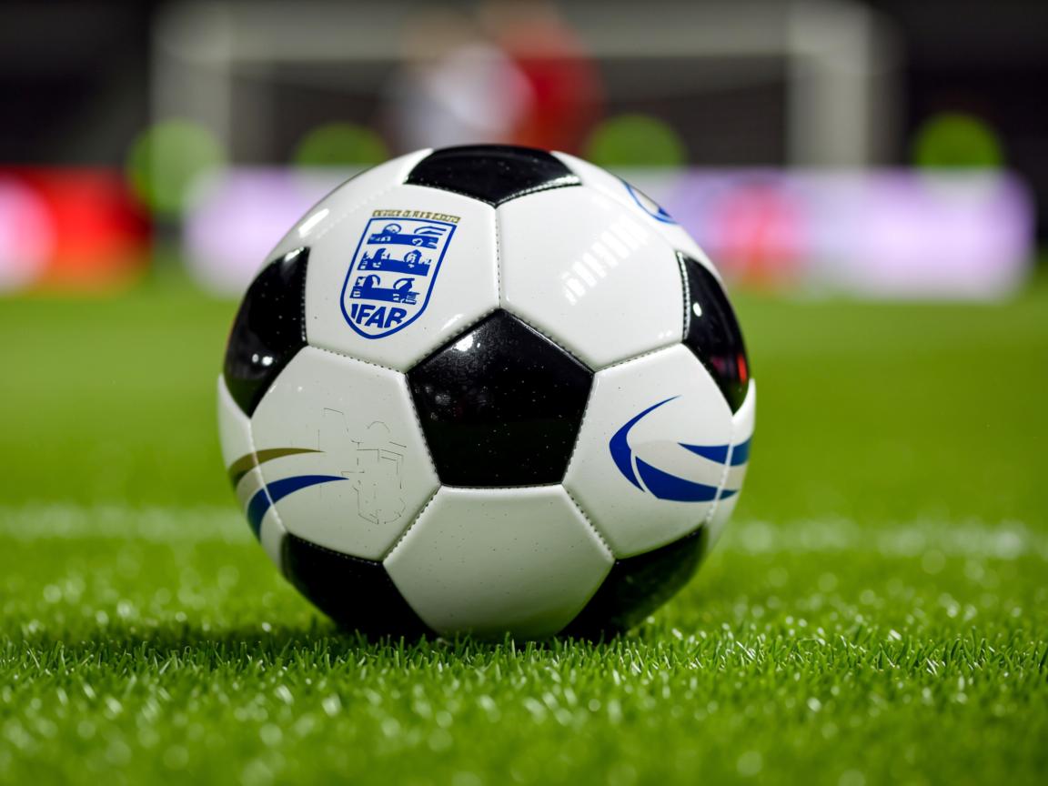 九游官网入口注册-三分出手频率增加是否压缩了篮下空间，三分球出手